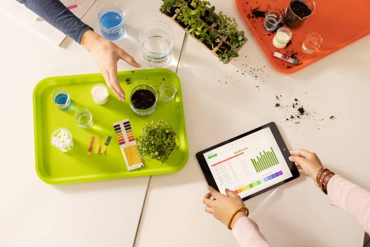 Ein Chemie-Experiment mit iPad Unterstützung