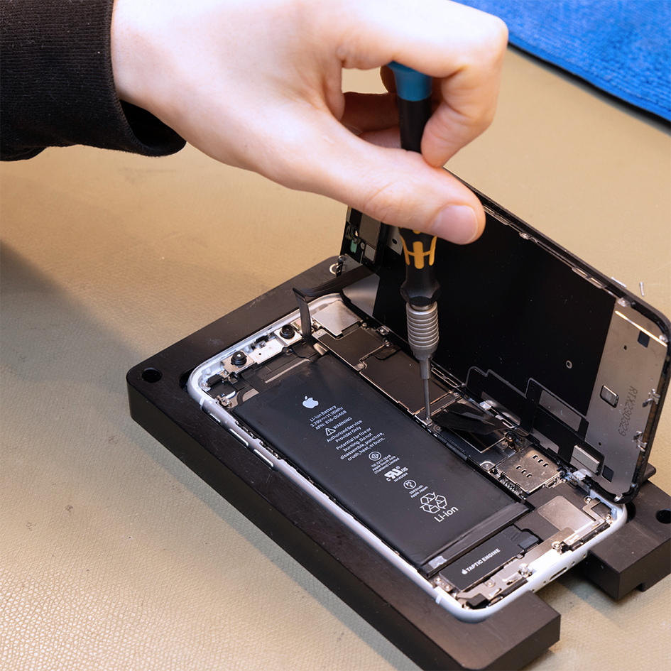 Die Reparatur eines Apple iPhones