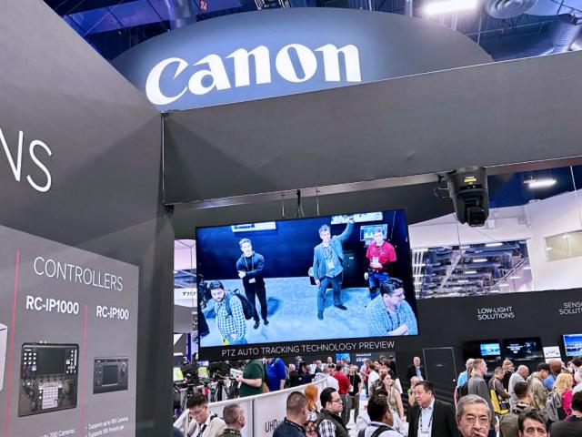 Der Messestand des Tools at Work Partners Canon mit den aktuellen PTZ Pan/Tilt/Zoom Cameras